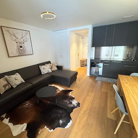 Beautiful Sunny New 1 Bed Apt Flims Eksteriør billede