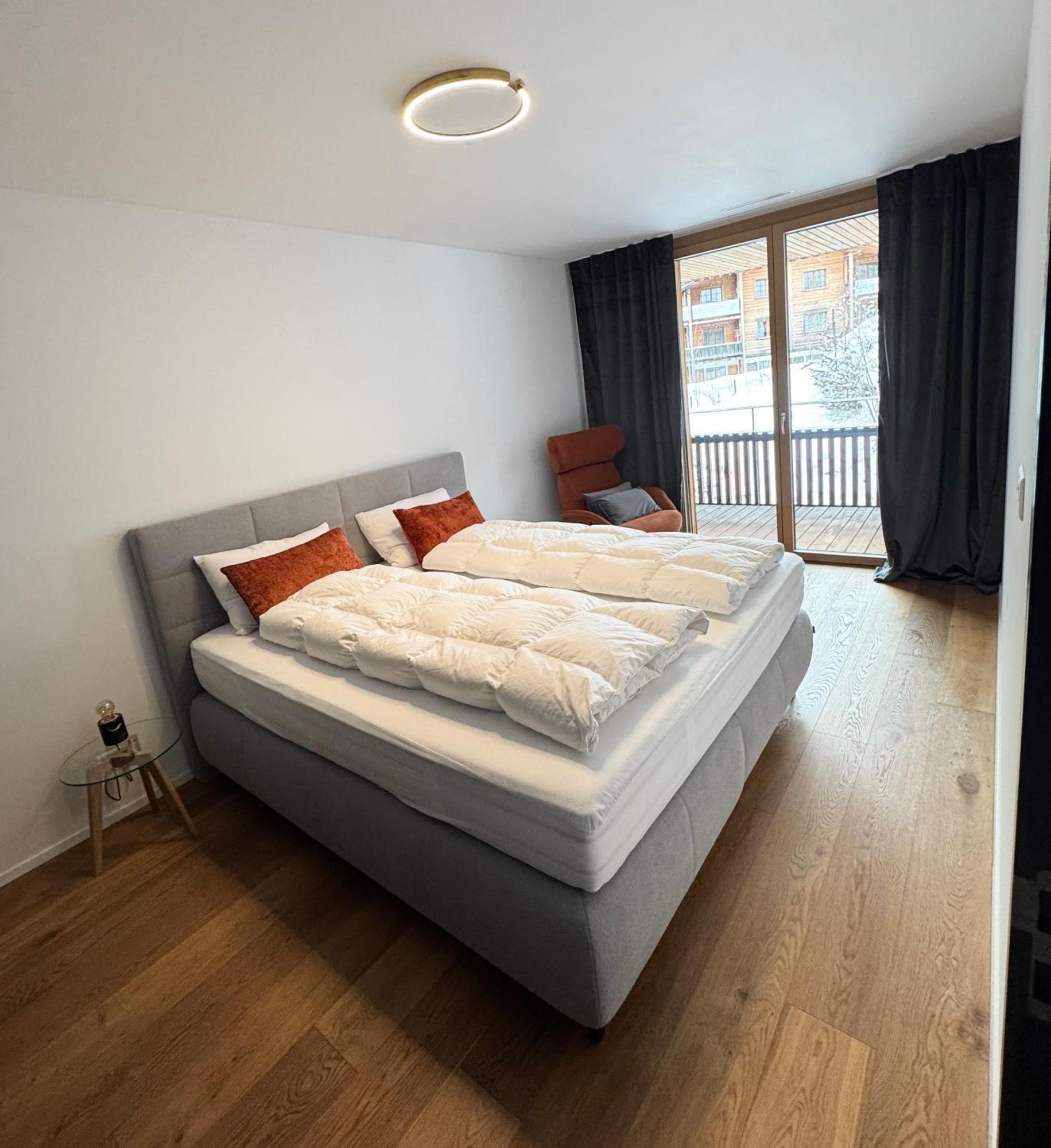 Beautiful Sunny New 1 Bed Apt Flims Eksteriør billede